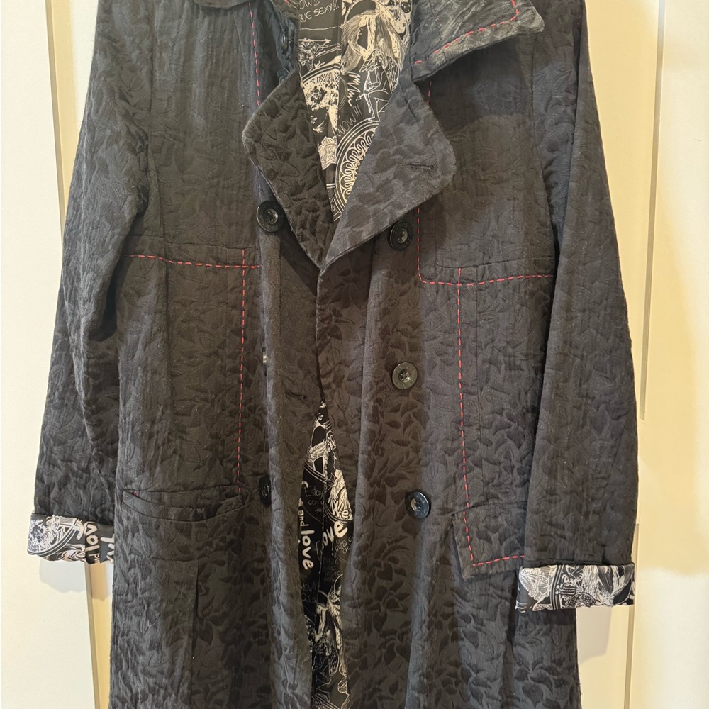 Stylish Black Quilted Women's Coat